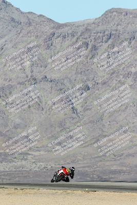 media/Dec-07-2025-CVMA (Sun) [[3e7d2de5dc]]/Race 9-Formula UL Shootout/